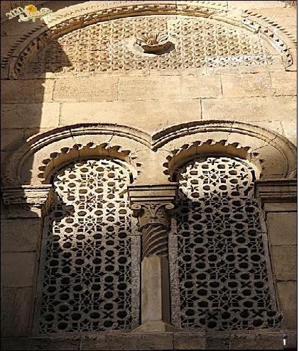 جامع كتشاوة أحد المعالم التاريخية البارزة بالجزائر P_1395draas4