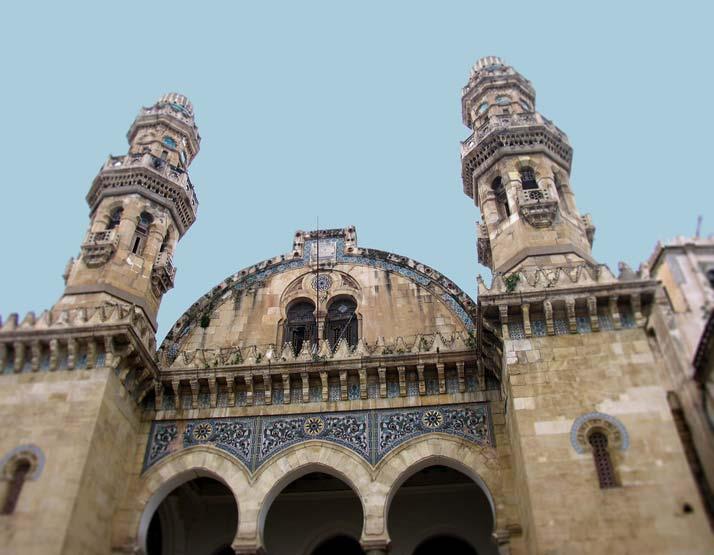 جامع كتشاوة أحد المعالم التاريخية البارزة بالجزائر P_1395tr18e1